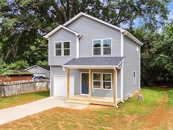 5th image of 2643 Reid St