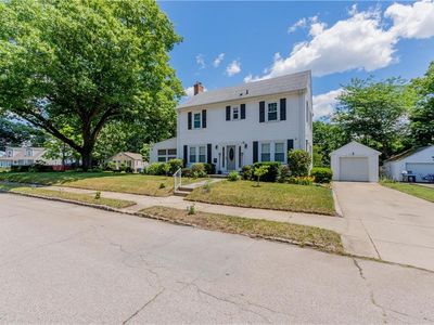 73 Western Promenade St, Cranston, RI, 02905