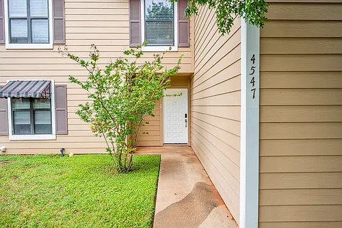 4547 Bermuda Dr Photo 1 4547 Bermuda Dr Photo 1