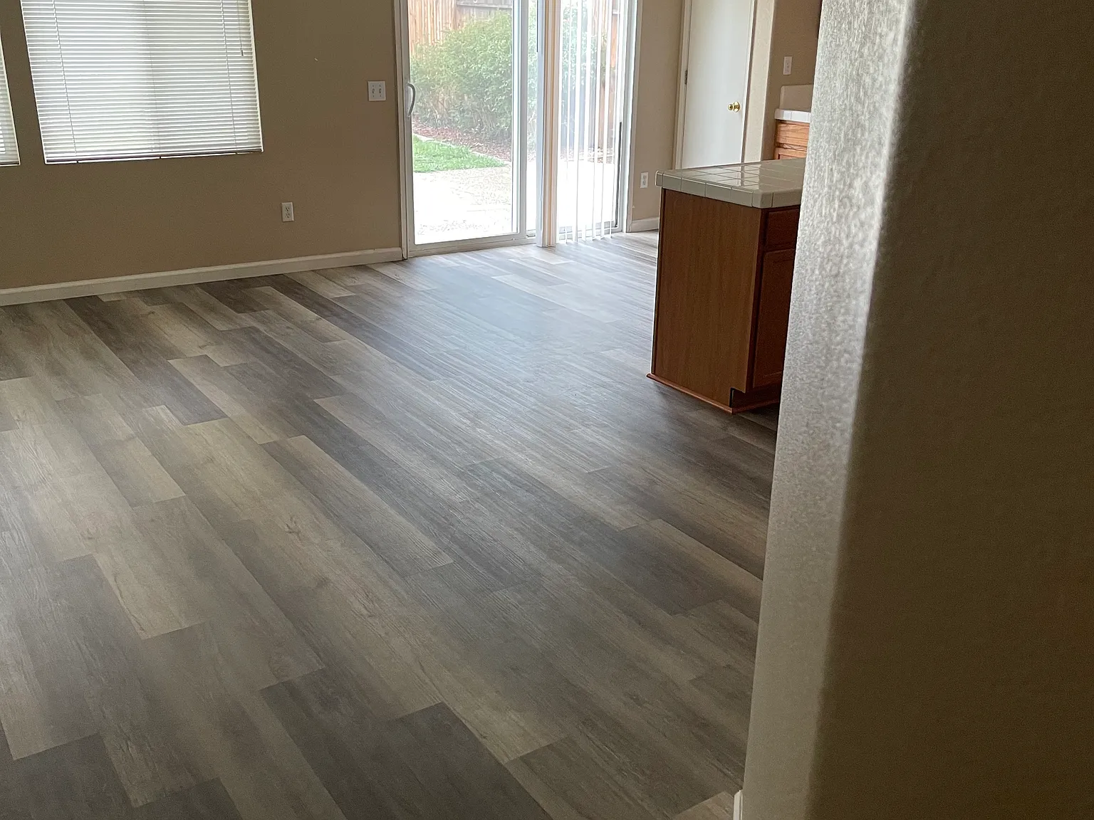 Boulder River Way, Elk Grove — Photo 3