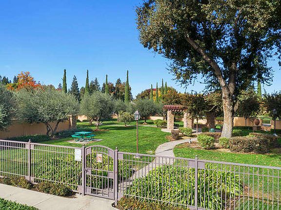 5th image of 1458 N Cortona Court