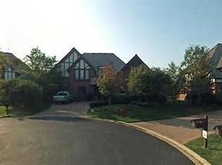 706 Kenmare Dr, Burr Ridge, IL 60527