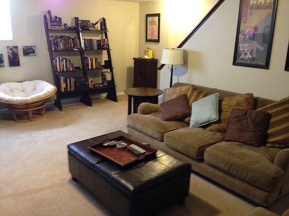 3rd image of 5944 Bridgehampton Dr