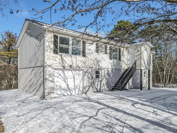 658 Scenic Dr, Albrightsville, PA 18210