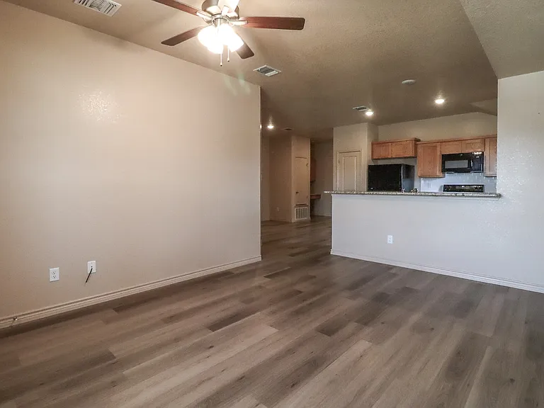 6203 Twistleaf Ln #B — Photo 6