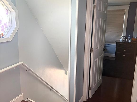 5th image of 88 Grove St