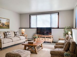 613 2nd St SW APT 101, Jamestown, ND 58401