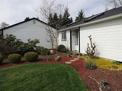 2nd image of 2816 SE 28th Ct