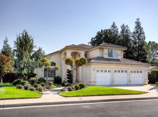 2342 Fairmont Ave, Clovis, CA 93611