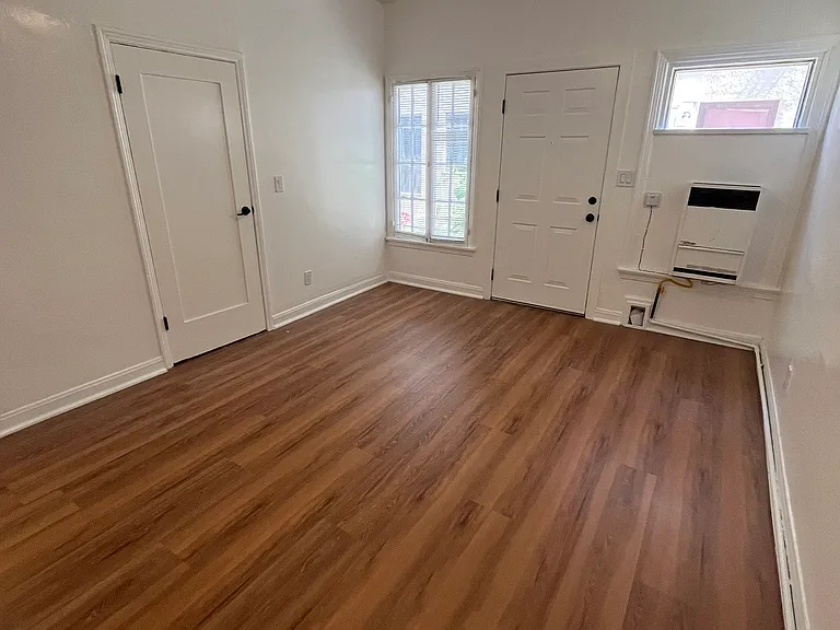 240 S Coronado St #246-3/4-16 — Photo 3