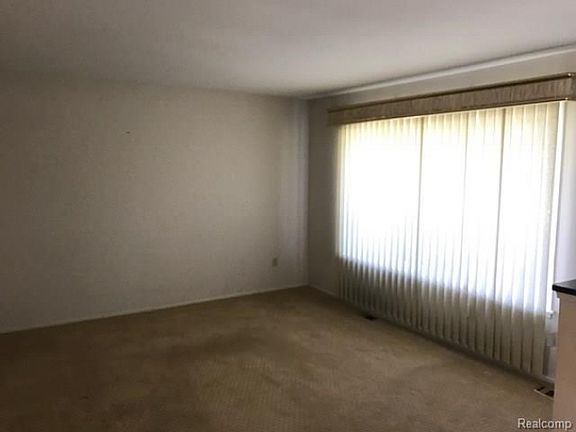 5th image of 29628 Bradner Dr