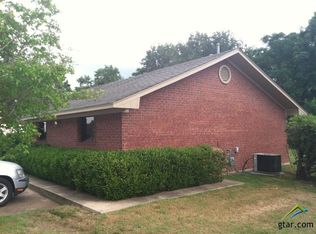 1801 W Ferguson Rd, Mt Pleasant, TX 75455