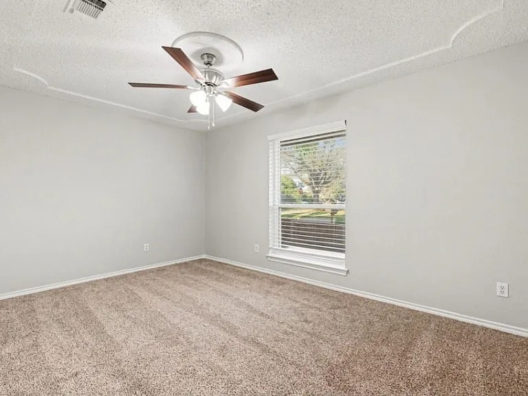 4900 Ridgeline Dr — Photo 14