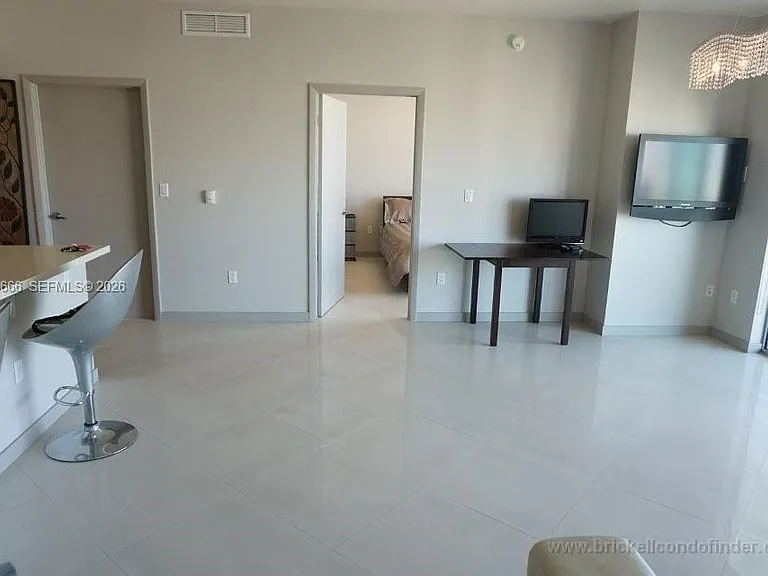 90 SW 3rd St #3505 — Photo 5