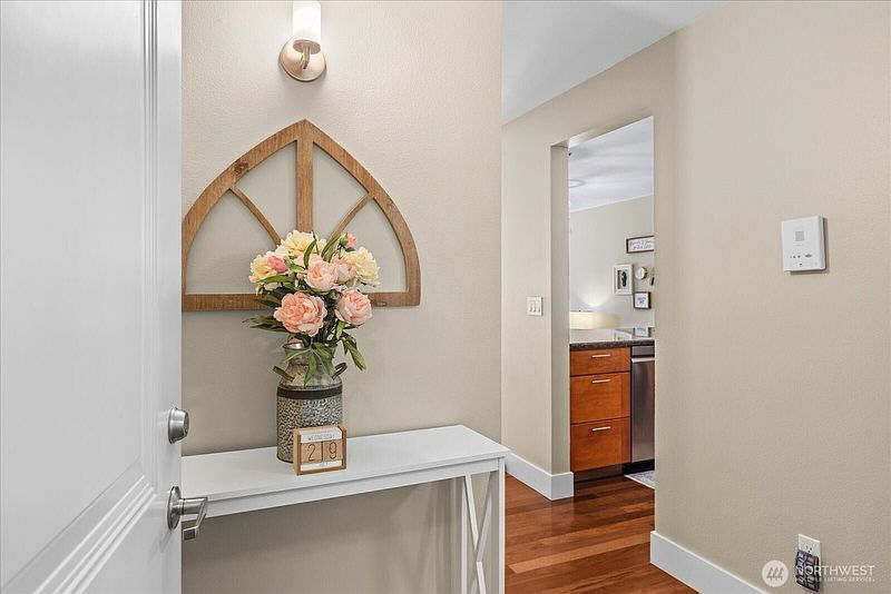 4th image of 8503 Bowdoin Way #204