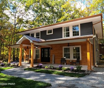 100 Cliff Dr, Lords Valley, PA, 18328