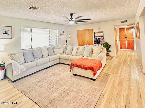 5th image of 1828 Beavertail Dr