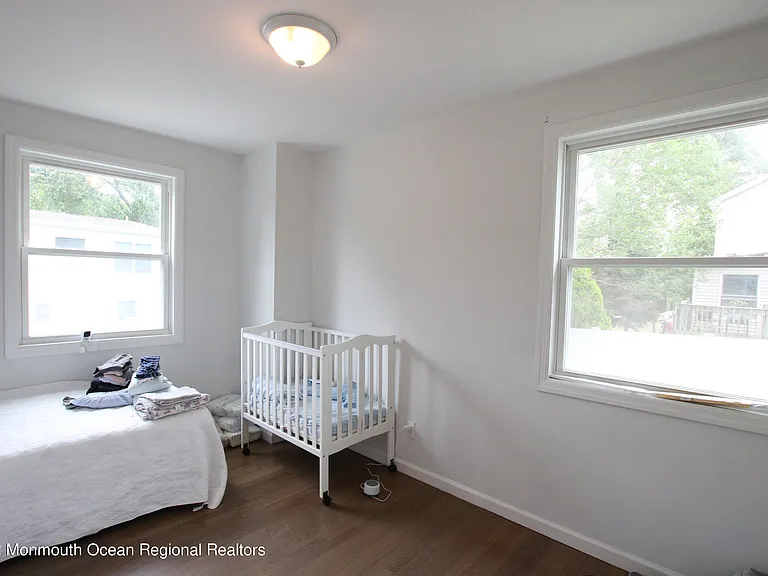 142 Delaware Ave — Photo 11