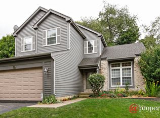 440 Springwood Ln, Bolingbrook, IL 60440