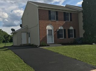 18 Thornapple Dr, Marietta, PA 17547