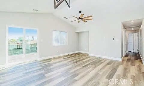 5114 Yellow Rose Ct — Photo 2
