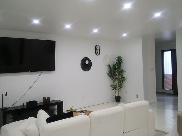 15 Sunset Dr