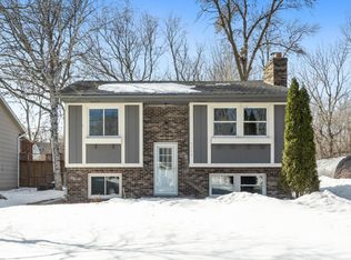 6160 Church Rd, Shorewood, MN 55331