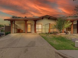 702 Sceptre Cir, Garland, TX 75043