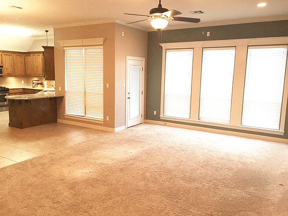 3rd image of 1011 Cardinal Dr