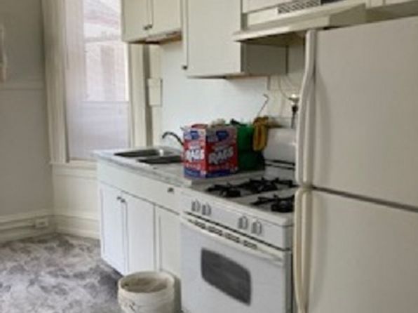 1357 Main St, Dubuque, IA 52001