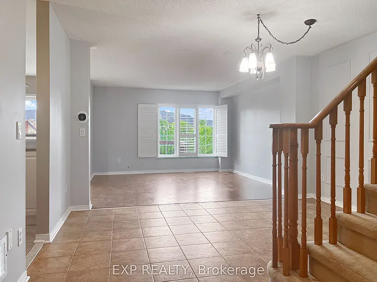 26 Millcliff Cir #UPPER — Photo 32