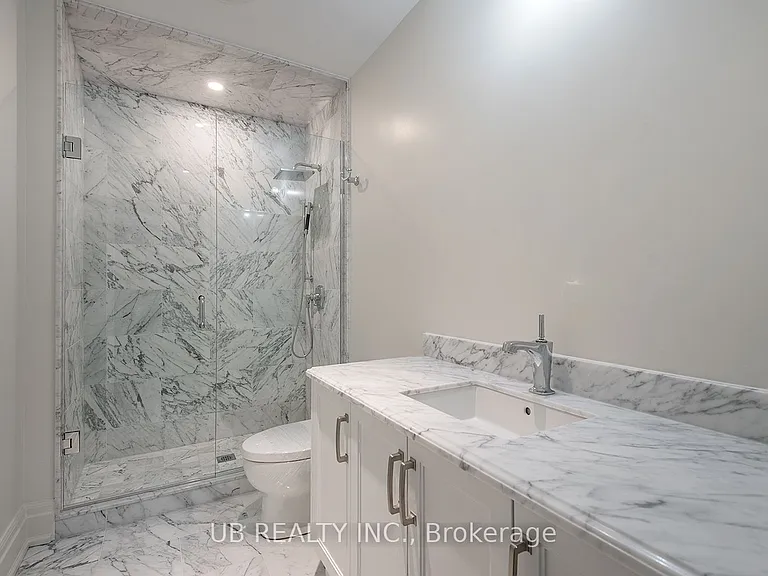 1451 Wellington St W #405 — Photo 21