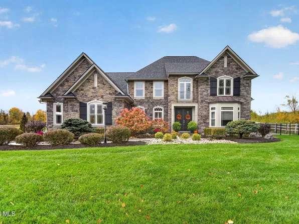 14 Avalon Way, Altamont, NY 12009