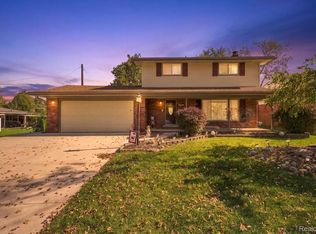 607 Ashburnham St, Auburn Hills, MI 48326