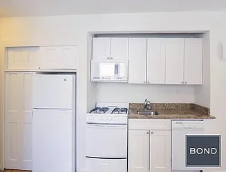 Rented by Bond New York