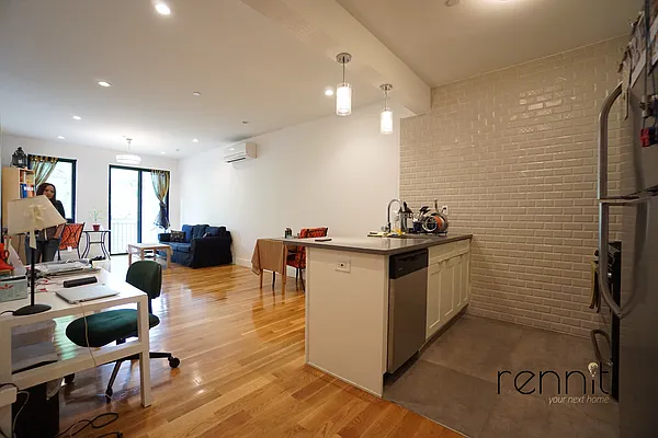 Rented by Rennit Inc. | media 11