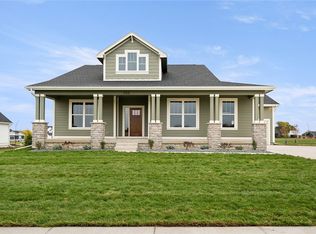 350 N 38th St, Cumming, IA 50061