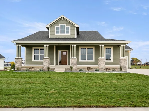 350 N 38th St, Cumming, IA 50061