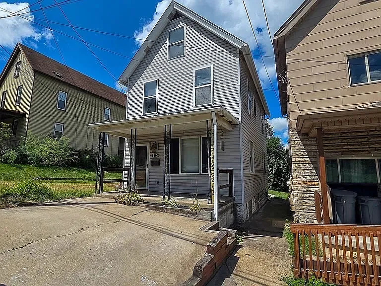 610 Dawson St photo 1