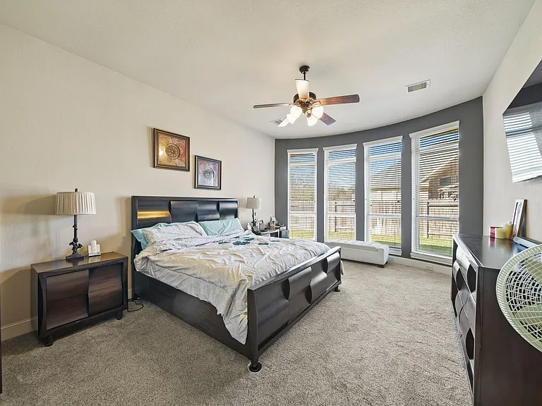 2523 Crossvine Dr — Photo 11