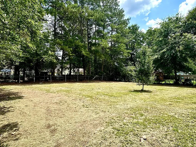 1609 Grandview Dr — Photo 15