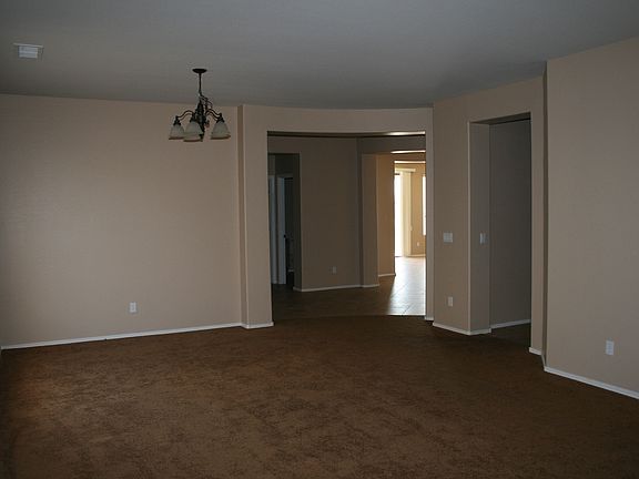 3rd image of 8808 N 182nd Ln