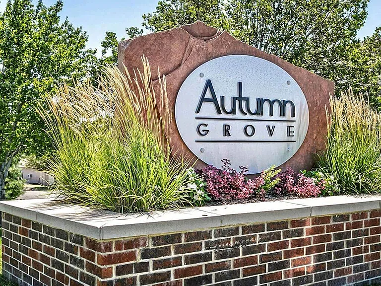 Autumn Grove Apartments — Photo 40