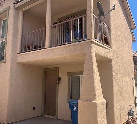 3rd image of 4011 Sparrow Rock St
