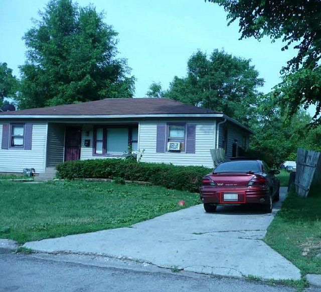 2nd image of 715 Sanford St