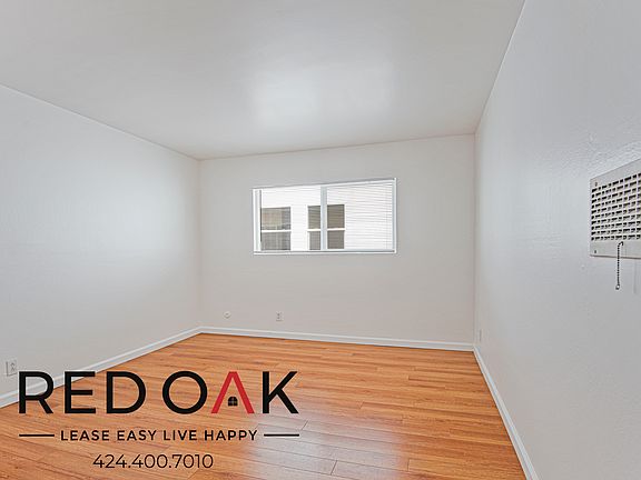 2nd image of 5624 Fair Ave #105