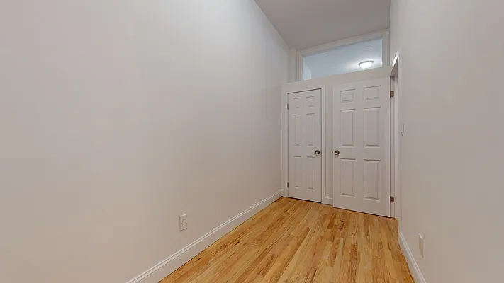 Rented by Bond New York | media 28