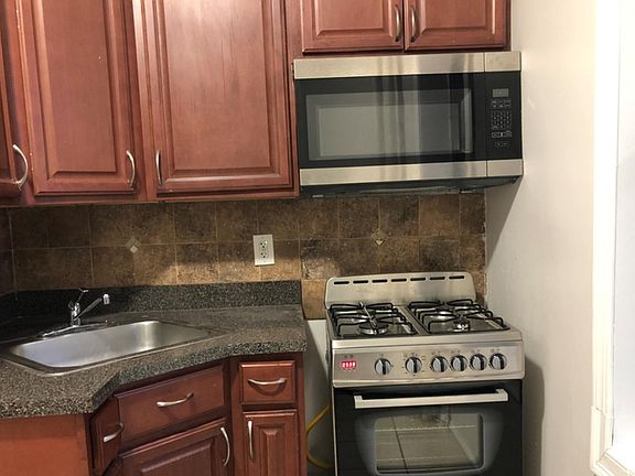 2nd image of 500 Baldwin Ave APT 42