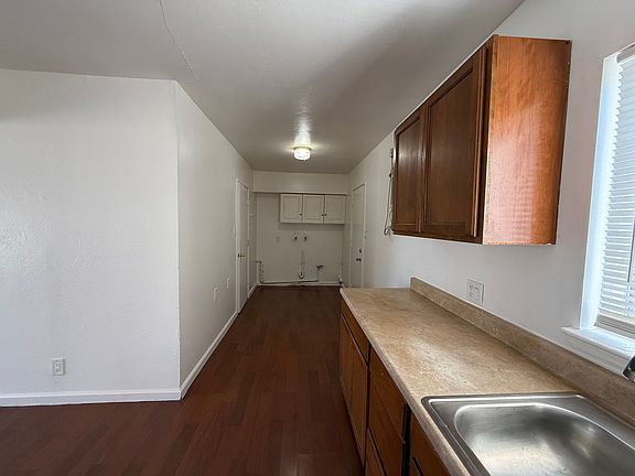 5th image of 4590-4592 73rd St