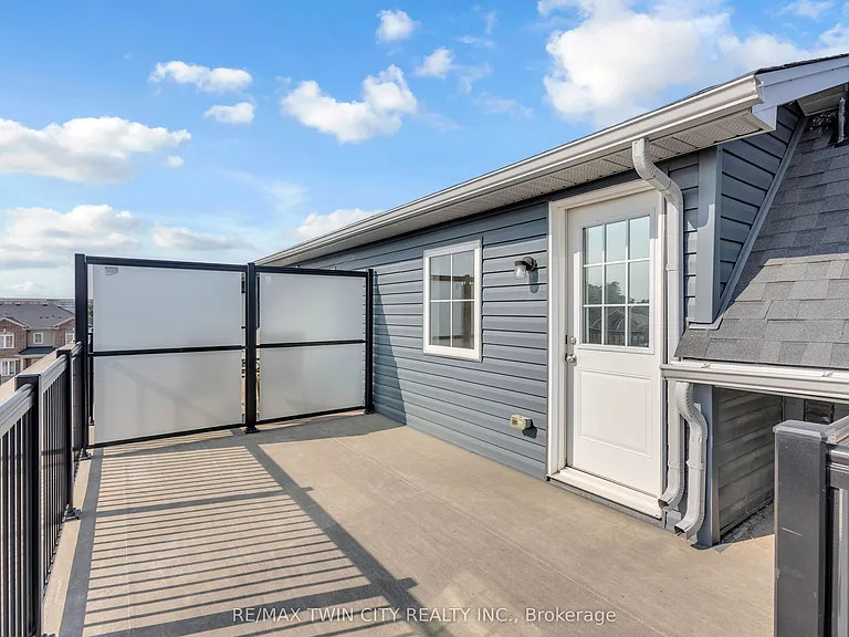 677 Park Rd N #17 — Photo 44